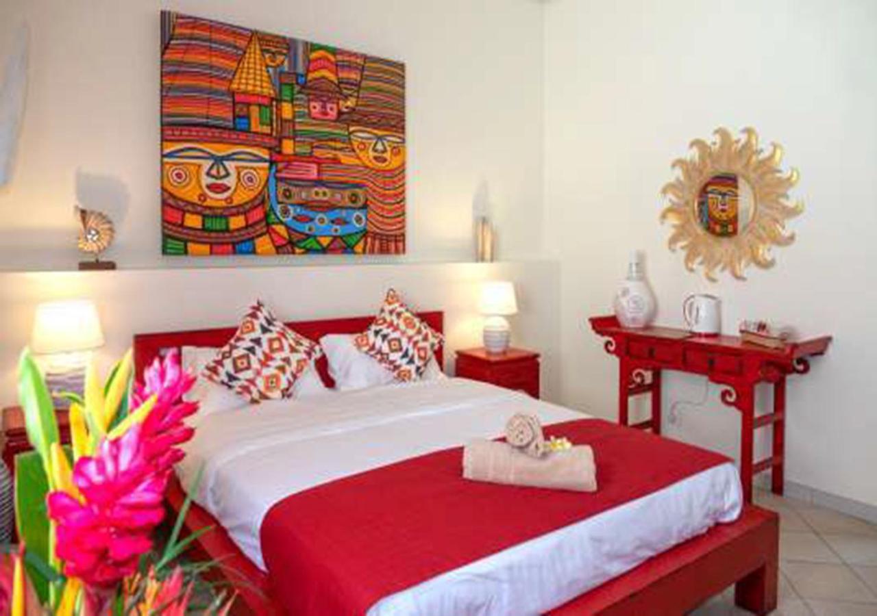 Hotel Hacienda Plaza Pereybere Beach Exterior foto